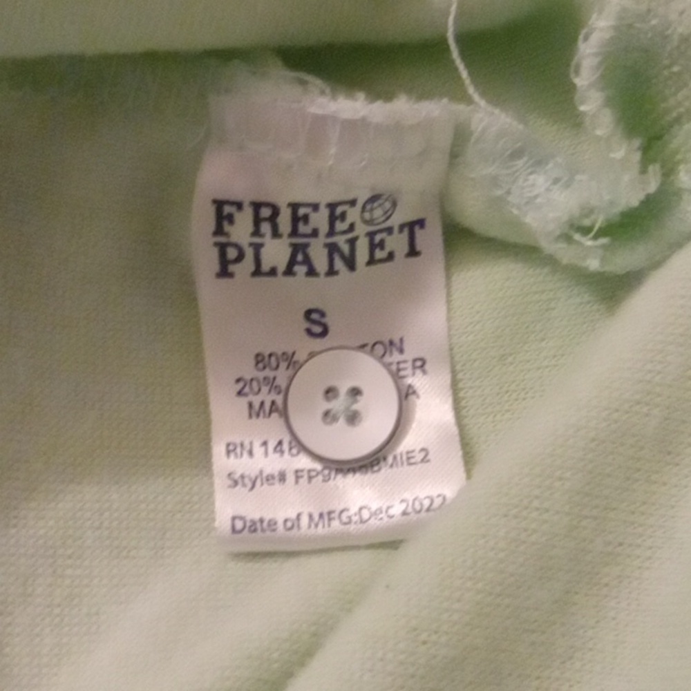 Free Planet Green Casual Button Down Shirt - Picture 7 of 7